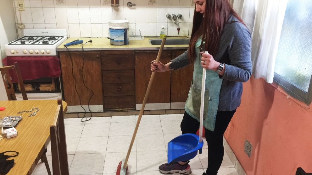 La OIT consign� que 3 de cada 4 trabajadoras se desempe�a en la informalidad