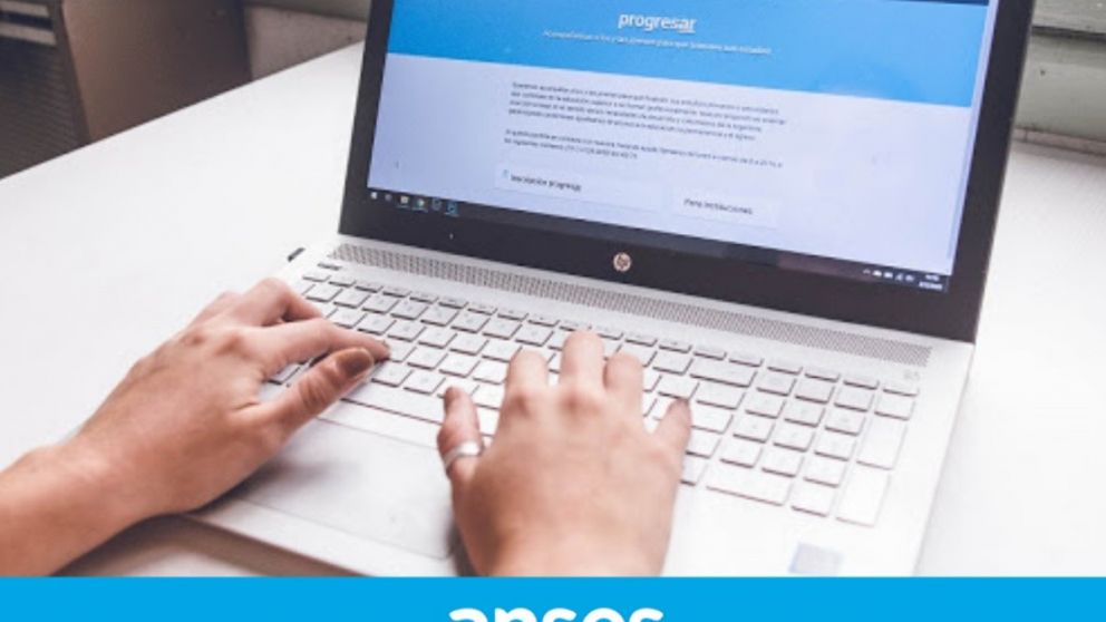 Las Becas Progresar son compatibles con la Asignación Universal por Hijo (AUH) y Asignación Universal por Embarazo (AUE).