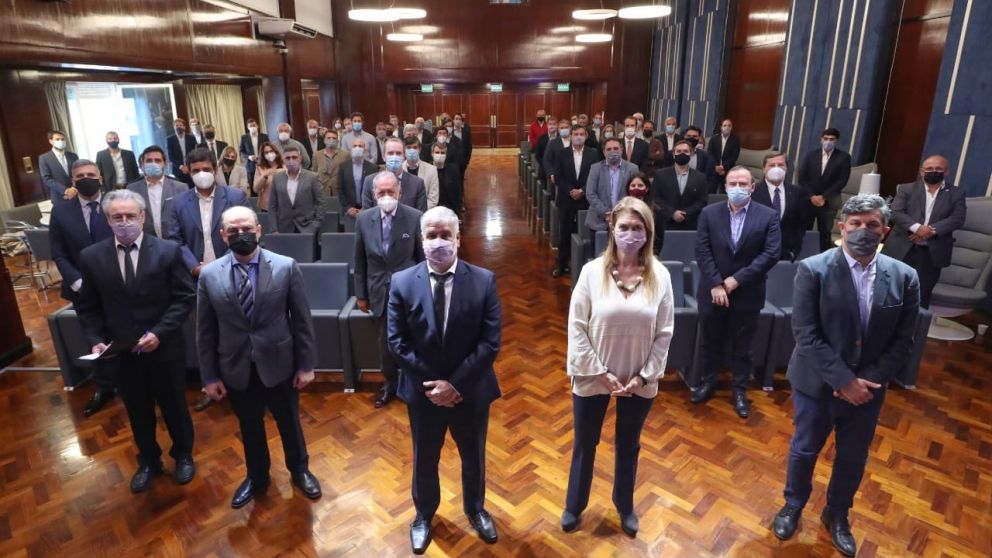 Precios e inflación: acuerdo récord para no aumentar productos básicos por 90 días