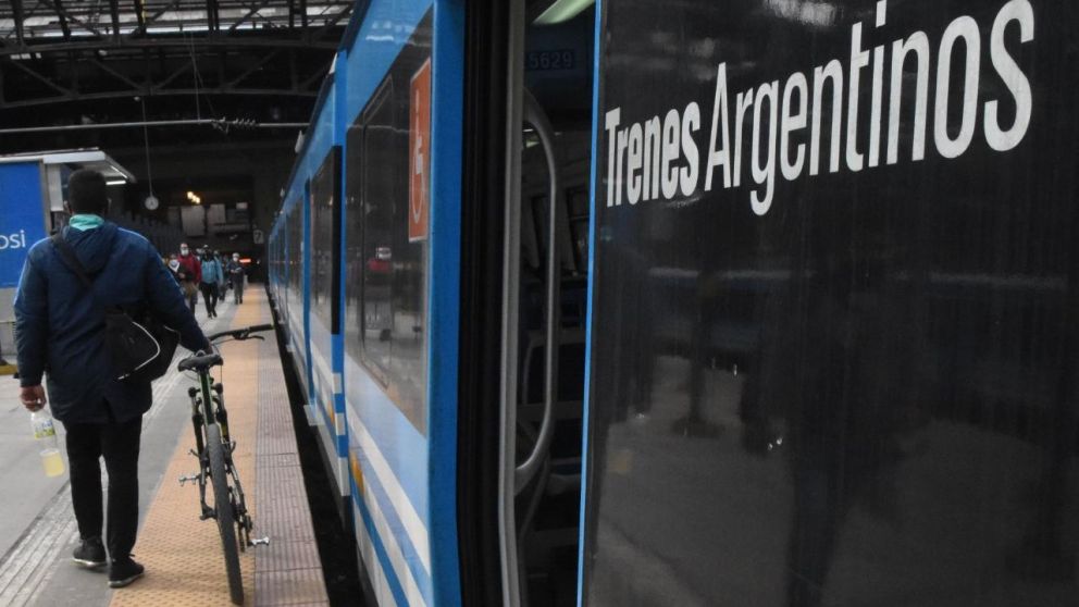 El secretario de la organizaci�n catalog� a los incrementos salariales como "insuficientes".