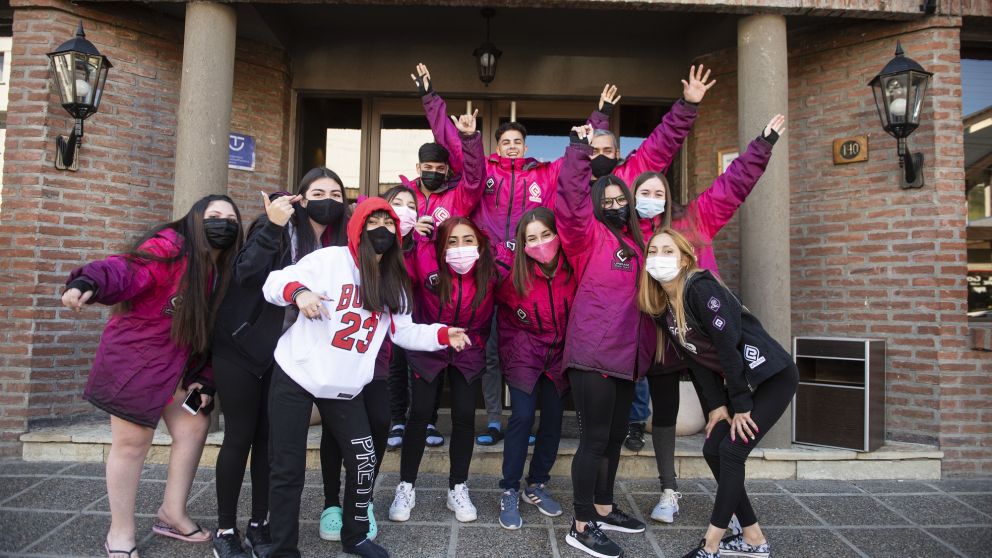 Bariloche volvió a recibir egresados tras el parate por la pandemia