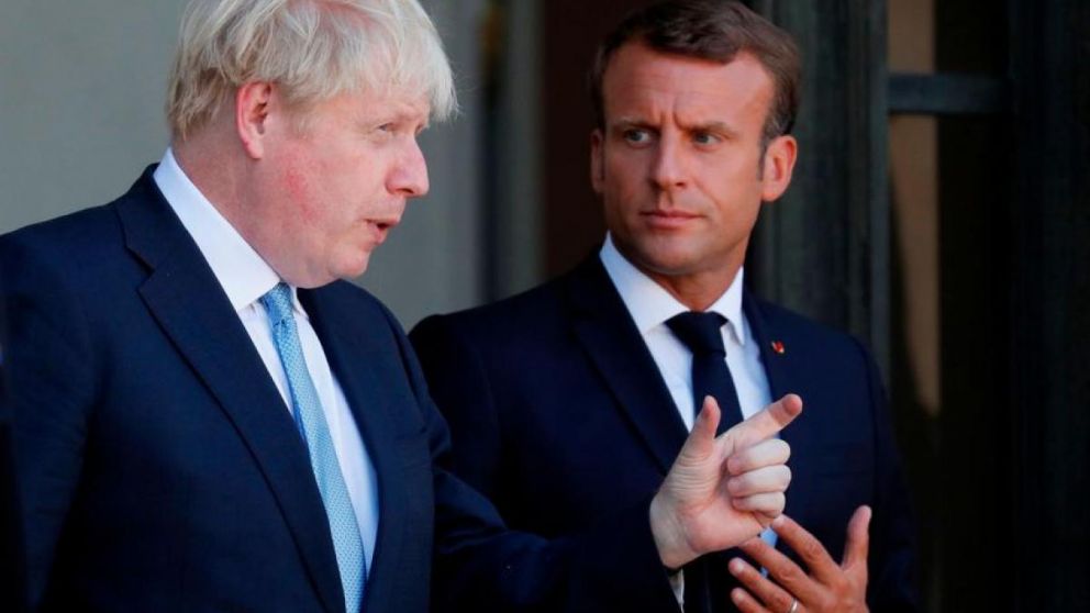 Johnson y Macron mantienen una relación tirante