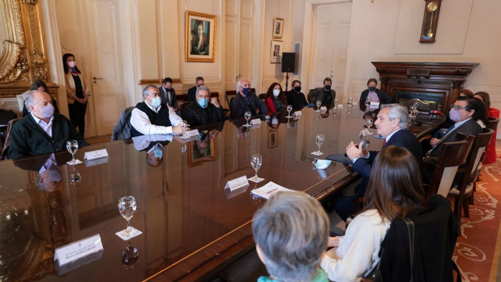 Alberto se reunió con la CGT por segunda vez en una semana