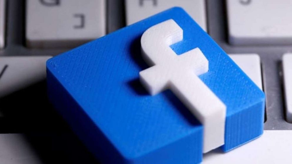 Denuncia millonaria a Facebook