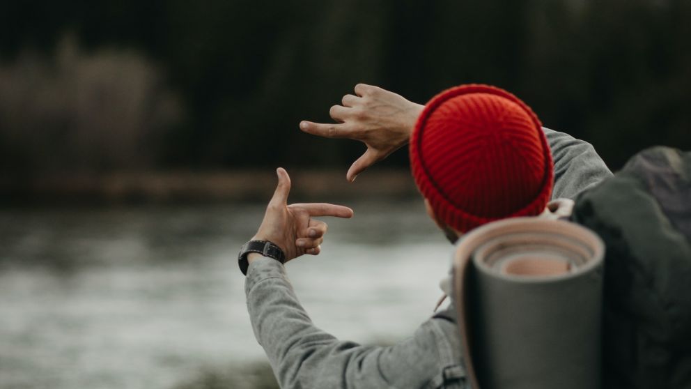 Turismo de pantalla: un estudio analiza cómo las series y el cine impulsan los viajes