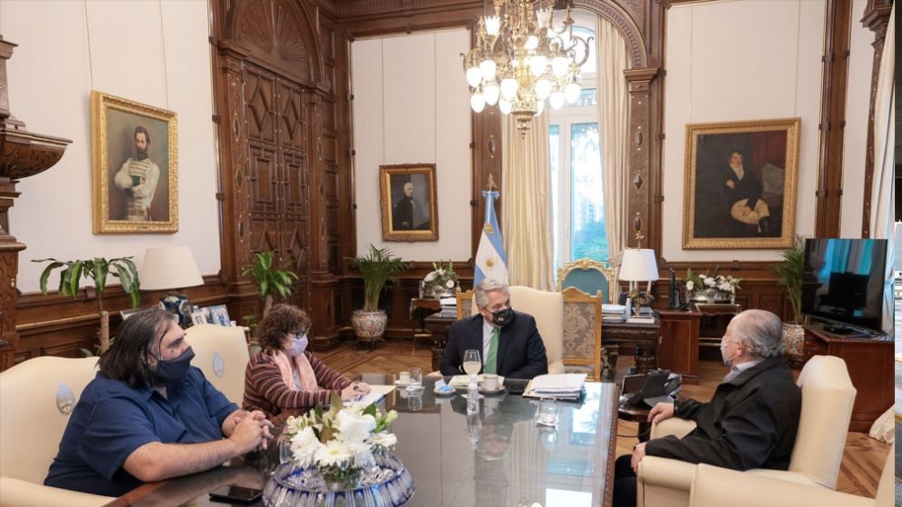 Alberto analizó con Baradel y Yasky la situación de los docentes nacionales jubilados