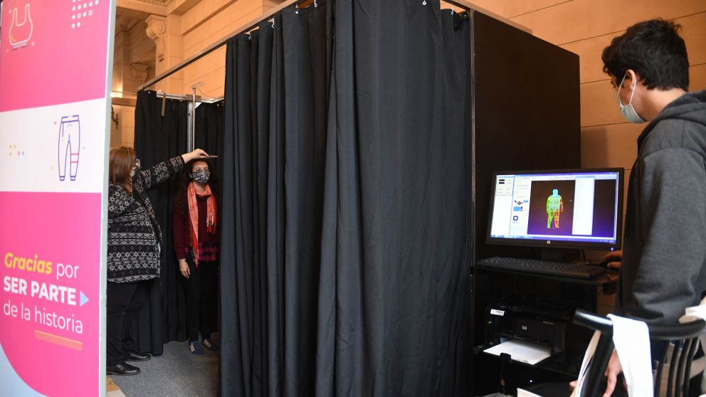 La posta en la que se miden cuerpos para la Ley de Talles llegó al CCK