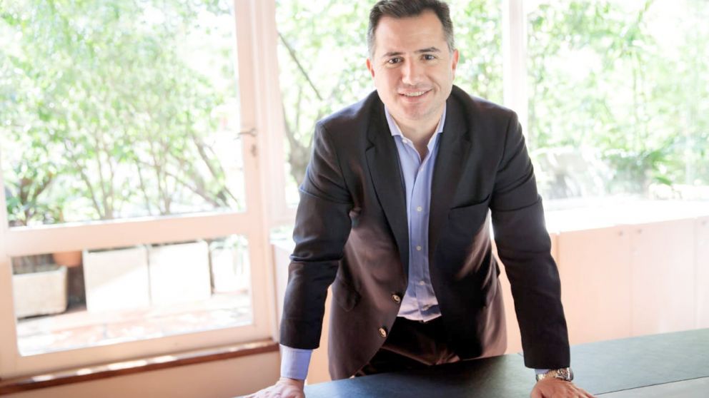 "Si en la ley de Hidrocarburos no est�n contempladas las estaciones de servicios, le faltar� un eslab�n"