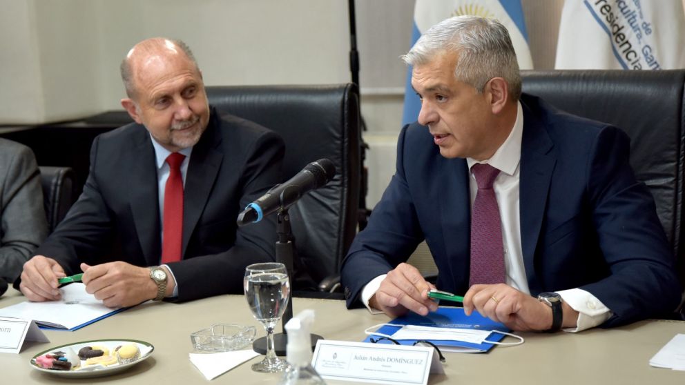 Perotti y Dominguez, durante la reunión del CFA