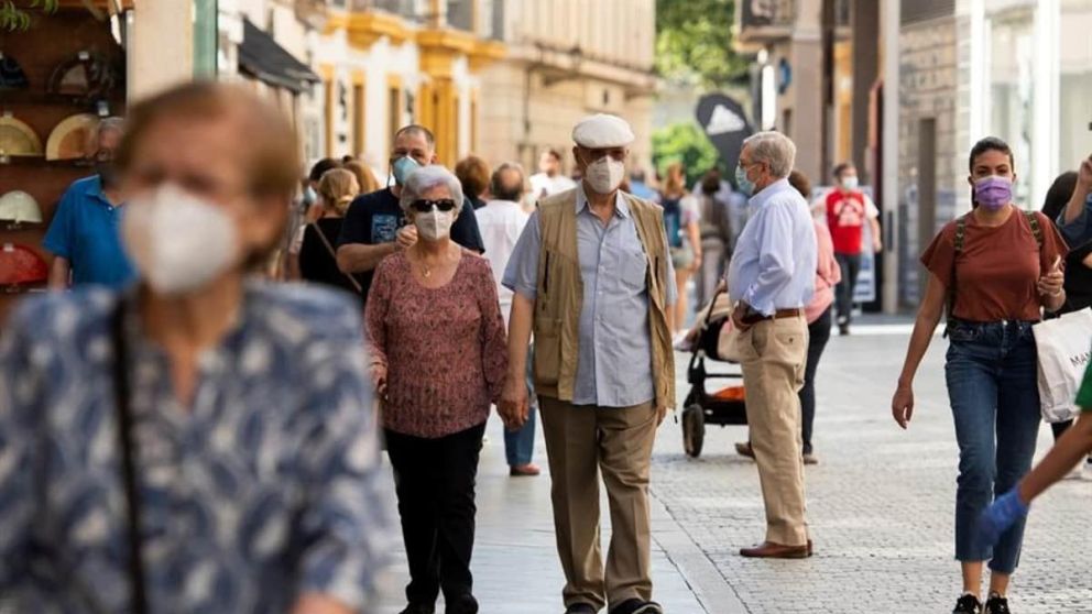Aunque la población masculina es la más afectada, el impacto del coronavirus fue "devastador" según el informe