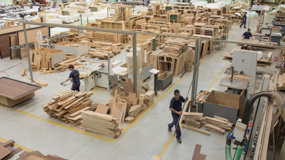 Hay que corregir el vuelo con pilotos expertos