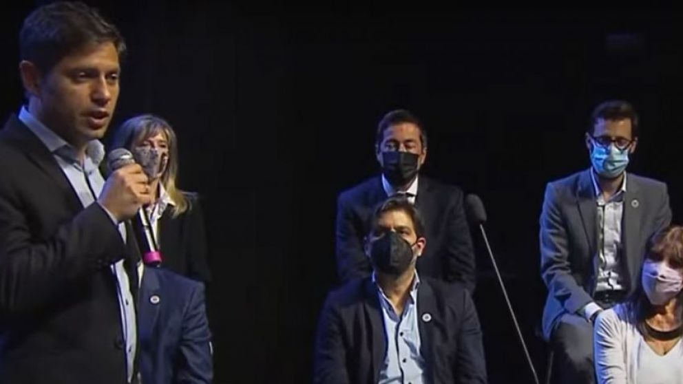 Kicillof le tomó juramento a los nuevos ministros con