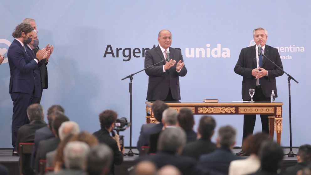 Juan Manzur asumió como nuevo Jefe de Gabinete