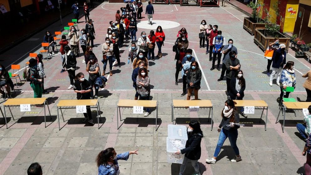 En las presidenciales de 2013 y 2017 el nivel de participaci�n popular super� por poco el 50 por ciento