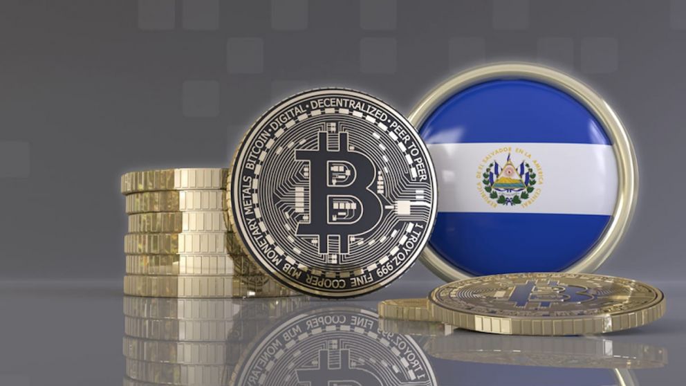 El Salvador entregará 30 dólares a cada persona que opere con bitcoins en el país