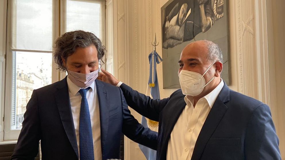 Cafiero y su sucesor en Jefatura de Gabinete, Juan Manzur