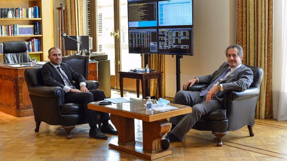 El BCRA vendió reservas y eso limita la expansión fiscal