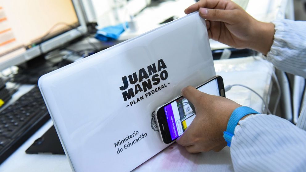 Plan Juana Manso y la continuidad del Conectar Igualdad