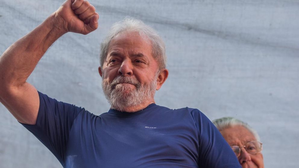 La acusación sobreseída tiene que ver con un presunto tráfico de influencias en 2011 para favorecer a la contratista OAS,