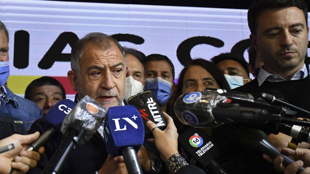 Juez cuestionó a Macri, quien apoyó a Negri en la interna