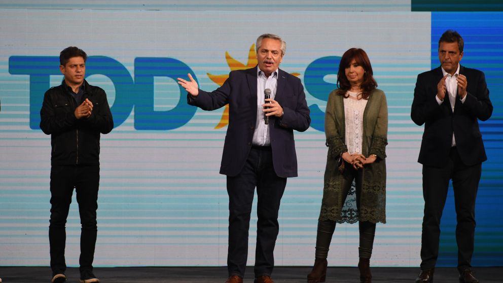 Alberto dio un breve discurso junto a Cristina, Massa, Kicillof y los principales candidatos