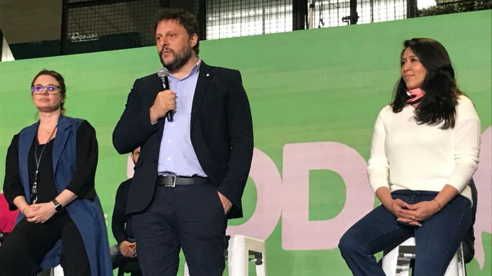 Santoro aseguró que "inexorablemente" el Frente de Todos se encamina a ser la primera fuerza en Ciudad