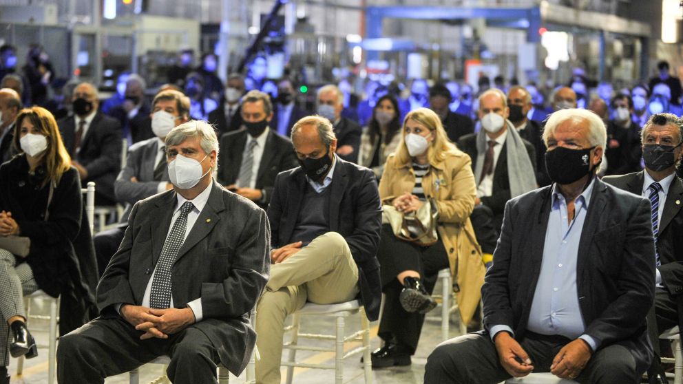 Los industriales mantienen posturas internas enfrentadas