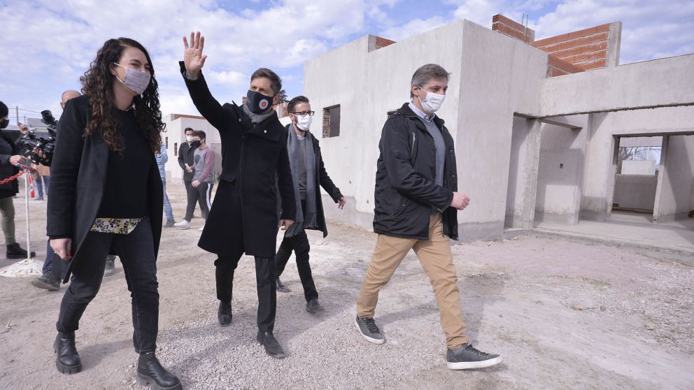 El gobernador de la Provincia ratifica la tendencia "K" en paritarias de estatales como sucedió en Nación