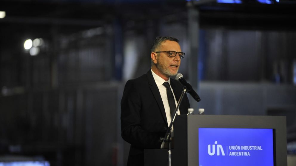 Schale recibe a las automotrices