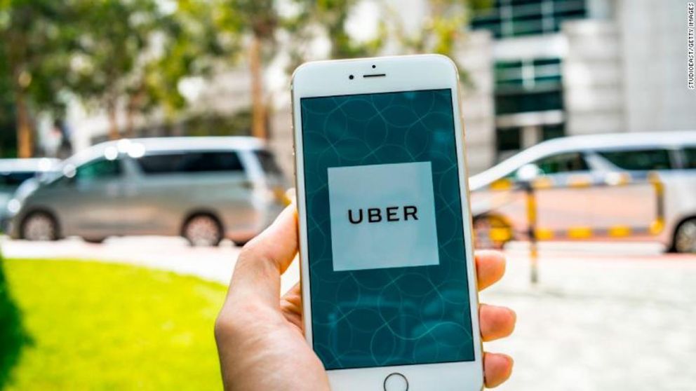 En sus comienzos, el ingreso de Uber a muchos distritos fue rechazdo por los taxistas