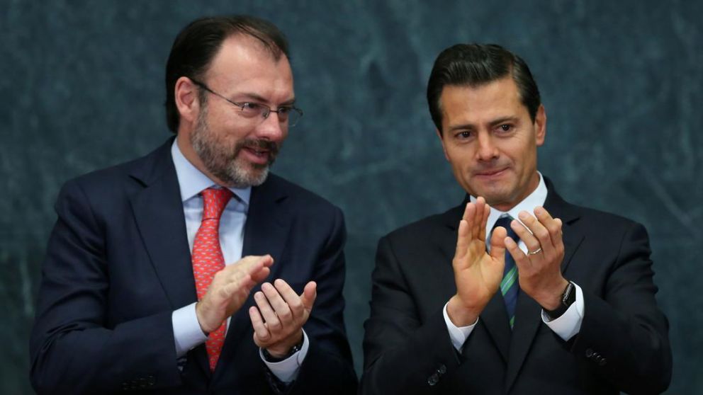 Acusan a ex presidente mexicano de recibir millones de dólares en sobornos de Odebrecht