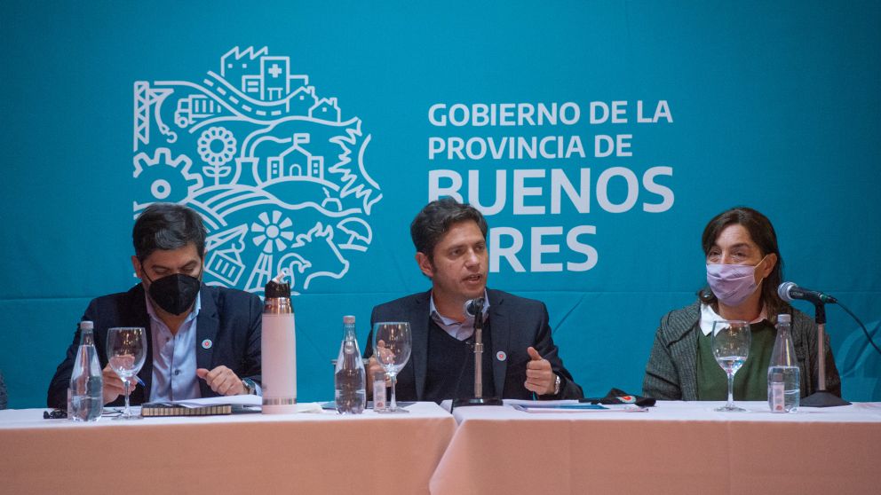 En Azul, Kicillof señaló que la reactivación que debe estar dirigida a "los sectores que más sufrieron la pandemia”.