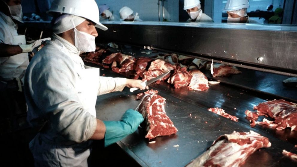 Sigue hasta octubre la limitación a las ventas externas de carne
