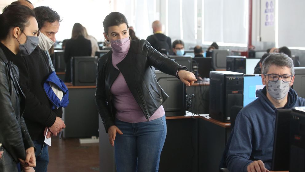 Se sumarán 2.200 lugares de votación