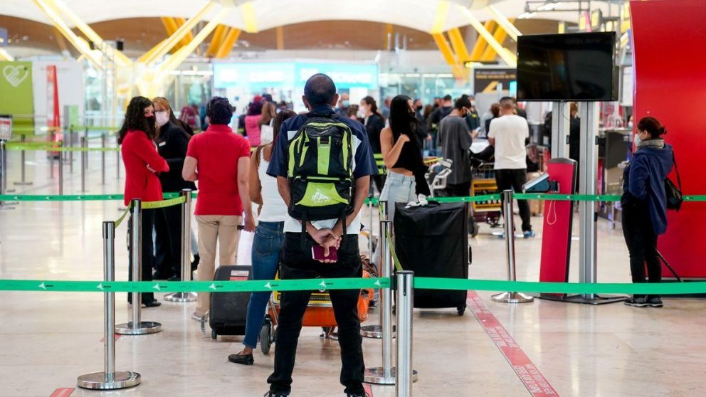 Los ciudadanos de esos países no podrán desplazarse a la Unión Europea sin un motivo esencial