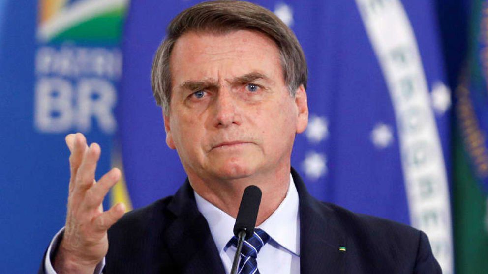 Bolsonaro hizo hincapié en que cualquier brasileño puede comprar armas
