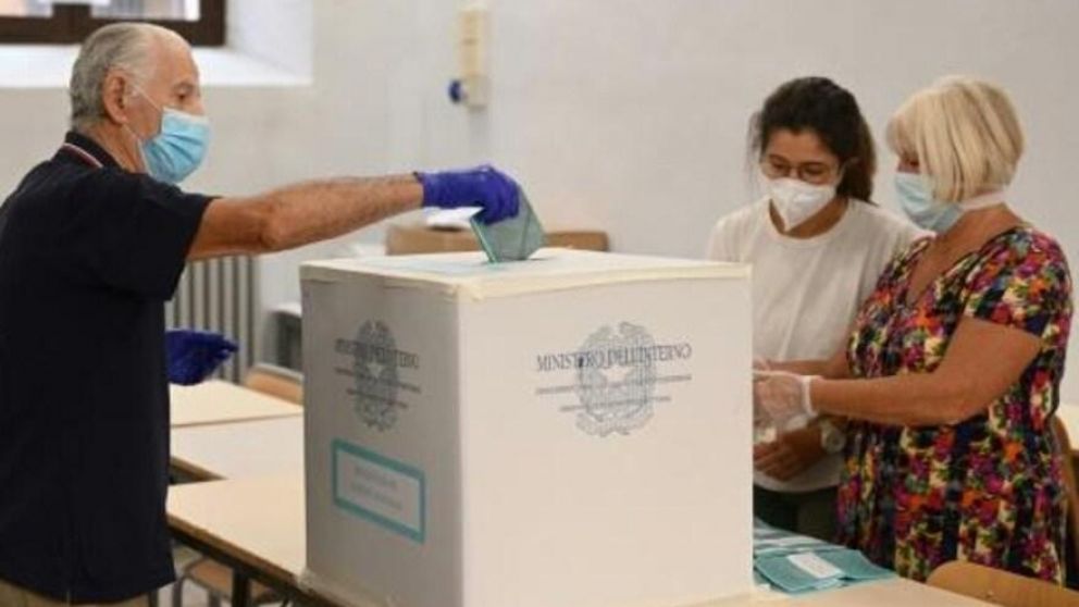 El 3 y 4 de octubre se elegirán autoridades municipales en más de mil ciudades italianas