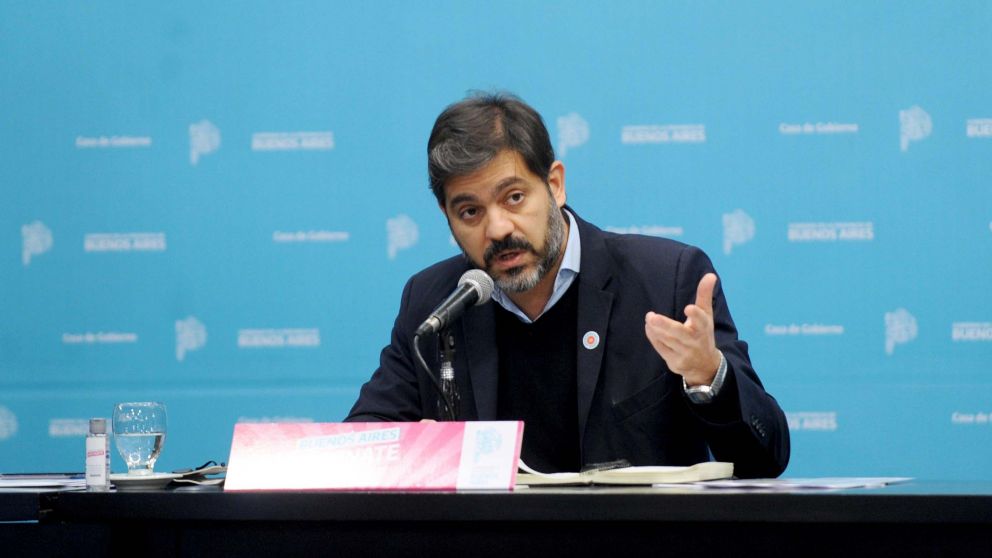 Pidió contemplar la enorme dimensión de la provincia de Buenos Aires y del "proceso logístico" que implica la vacunación contra el Covid