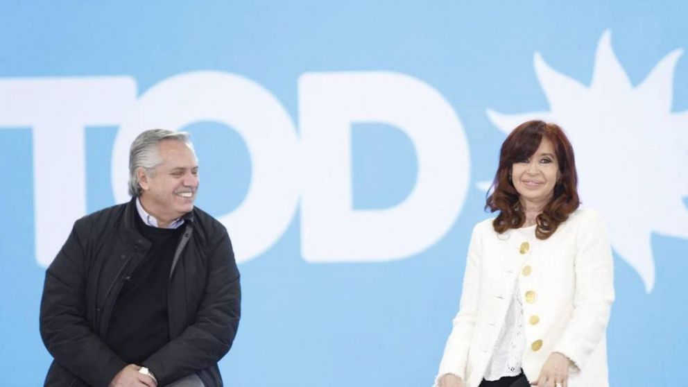 Desde el Frente de Todos prevén actos compartidos por Alberto y Cristina