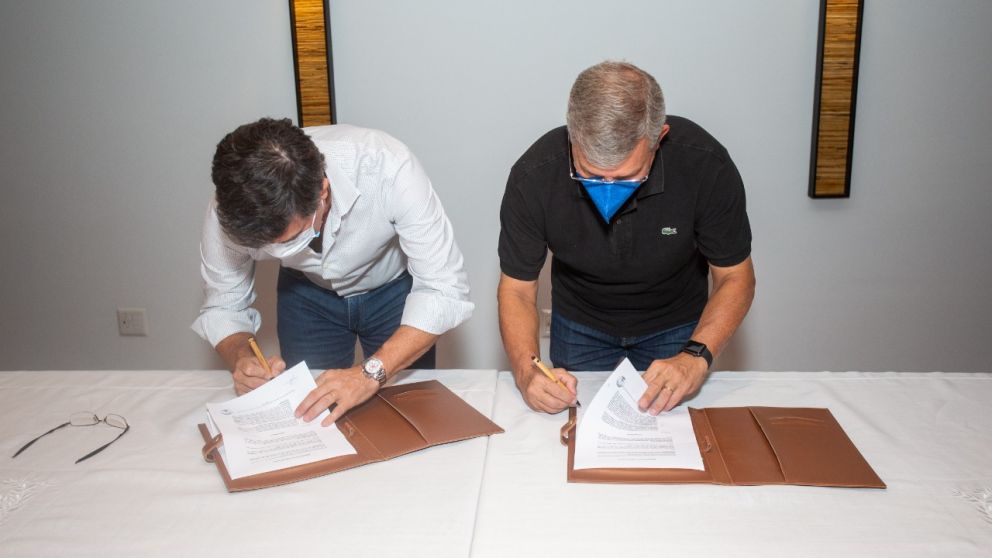 Vedoya y Bartolomeo, CEOs de Ternium y Vale, firmaron el memorando