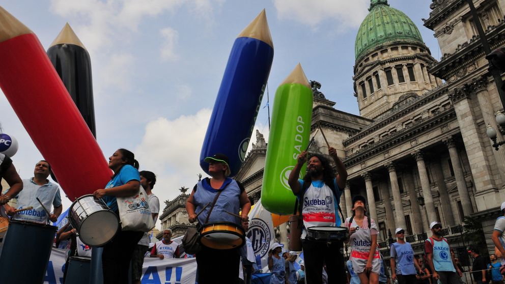 Docentes bajo la línea de la pobreza, dato duro antes y durante la pandemia