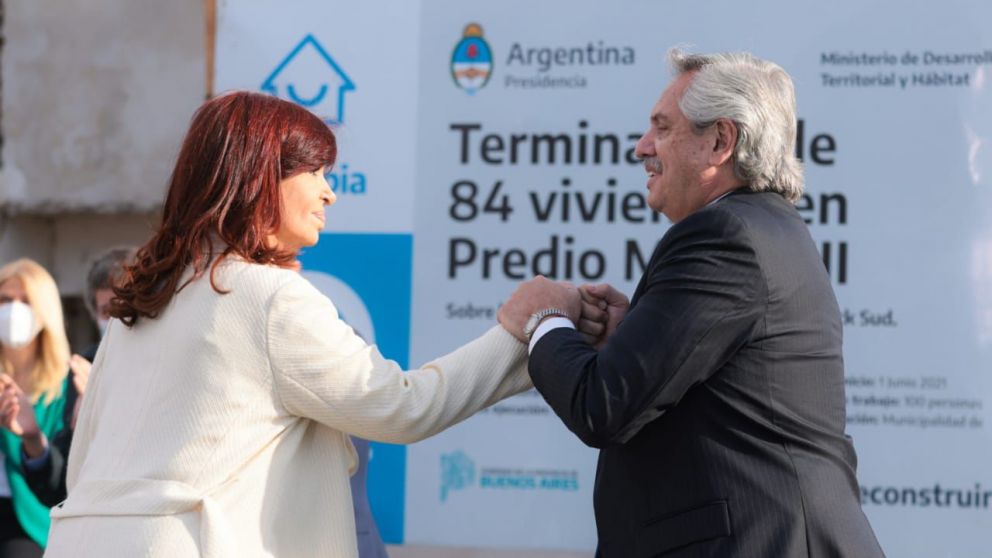 Cristina Kirchner y Alberto Fernández mostraron unidad junto a los referentes oficialistas Massa y Kicillof