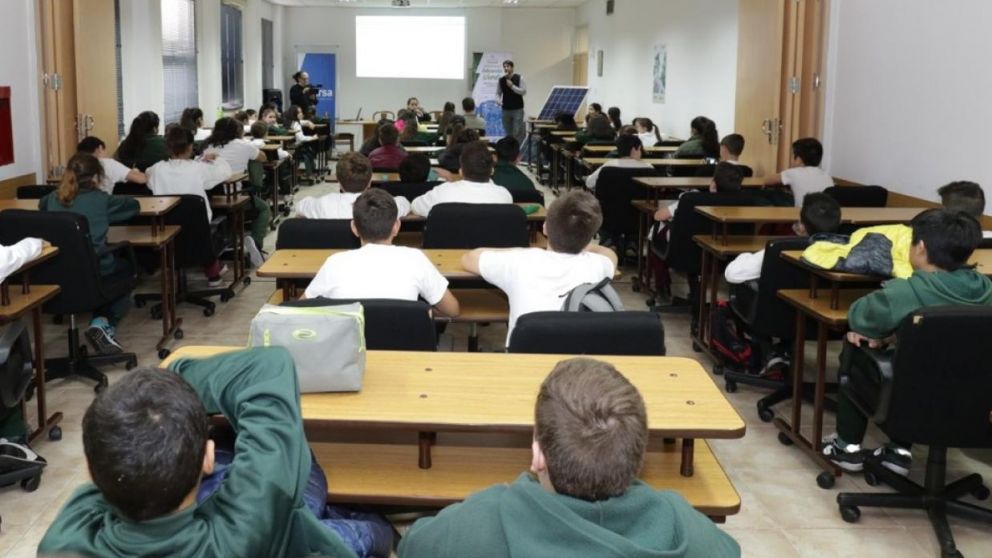 El ministro de Educaci�n resalt� los alcences del programa ATP en los colegios privados 