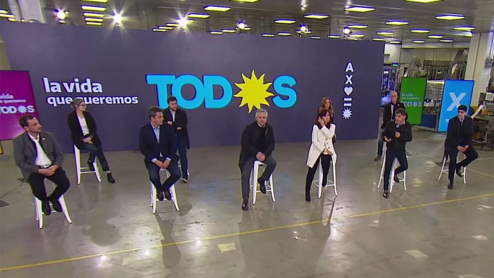 La presentaci�n de las listas fue el puntapi� para el impulso de los proyectos de empleo y obras que comenzaron a anunciarse en campa�a 