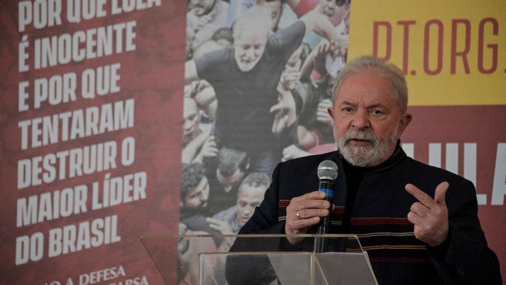 Lula pide "poner a los pobres en el presupuesto y a los ricos en el impuesto a la renta"