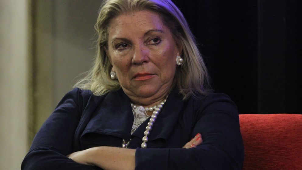 Carrió coincidió con el Gobierno y pronosticó: "para septiembre vamos a estar bien"
