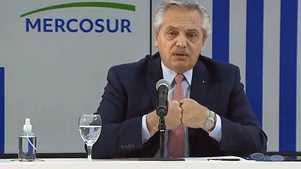 Alberto defendió el "consenso"