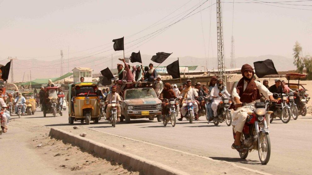 Los insurgentes anunciaron también la captura de la estratégica ciudad de Ghazni, situada a 150 kilómetros de Kabul en la importante carretera Kabul-Kandahar