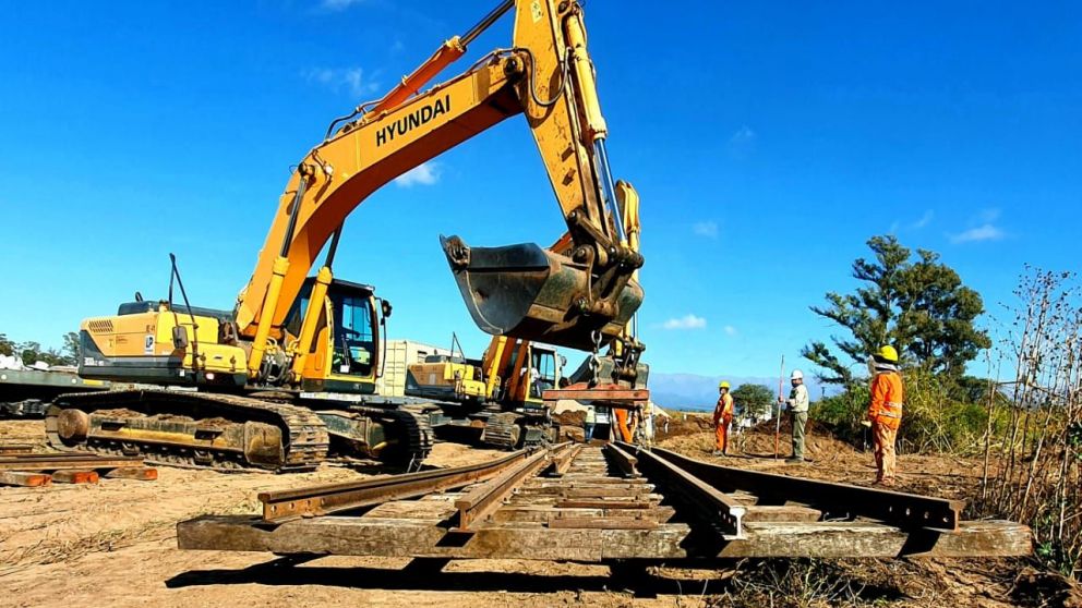 Avanzan las obras para mejorar el ferrocarril General Belgrano