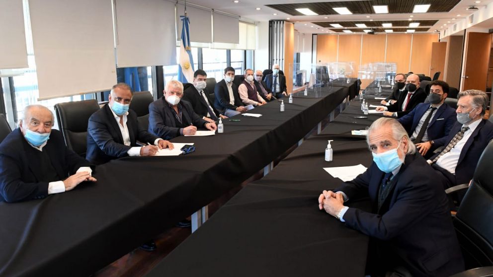 Acuerdo presencial, los Mercantiles pactaron el 42% para su convenio salarial 2021 en el Ministerio de Trabajo